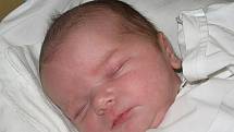 Paní Aleně Burkertové z Karviné se 8. května narodil syn Adámek Gawlas. Po narození chlapeček vážil 3850 g a měřil 50 cm.