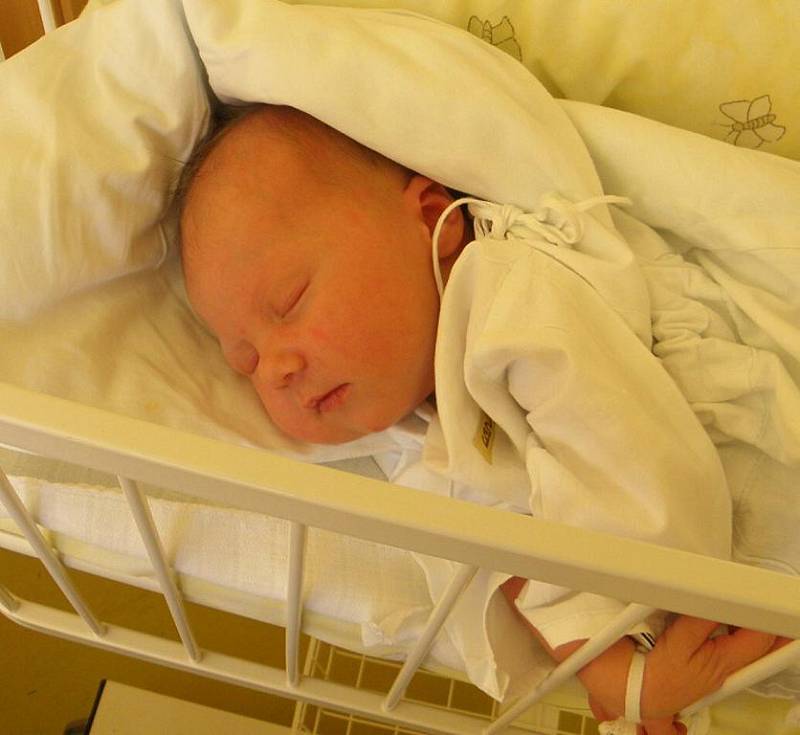 První dítě se narodilo 14. října mamince Kristýně Pirohtové z Karviné. Malý Danielek po porodu vážil 3380 g a měřil 49 cm.