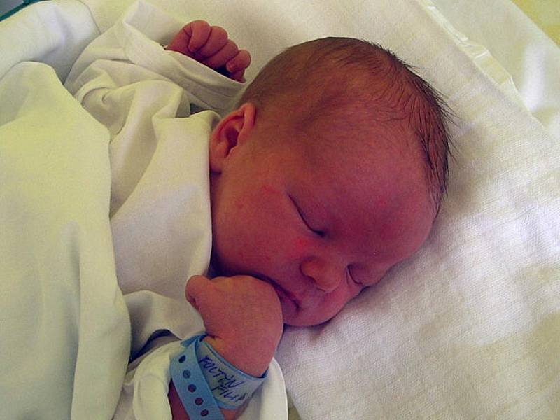 Paní Andree Foltynové z Dolní Lutyně se 27. srpna narodil syn Filípek. Po narození chlapeček vážil 3460 g a měřil 47 cm.