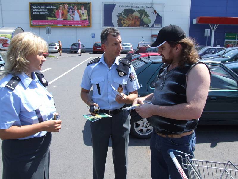 Preventivní akce policie u havířovského Teska