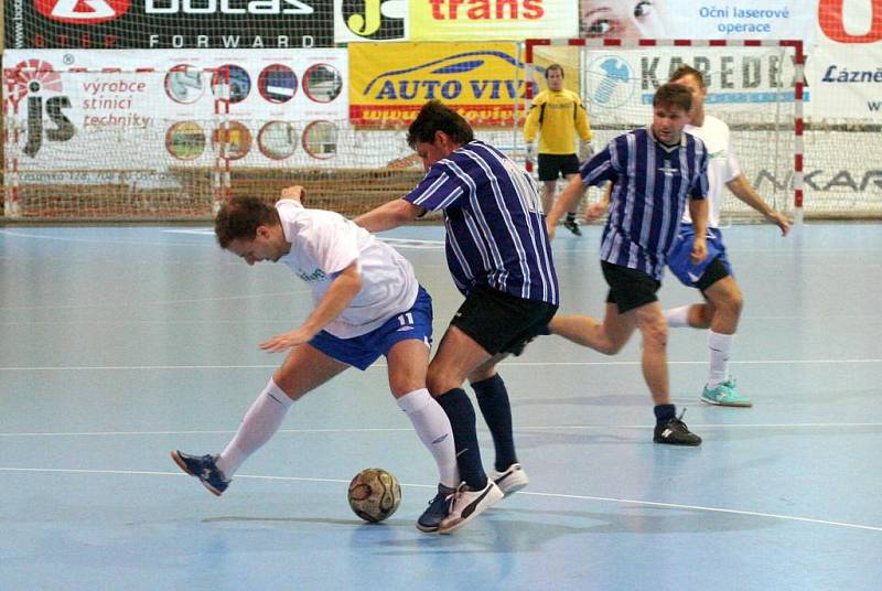 Futsalová liga Karvinska dospěla do své poloviny. 