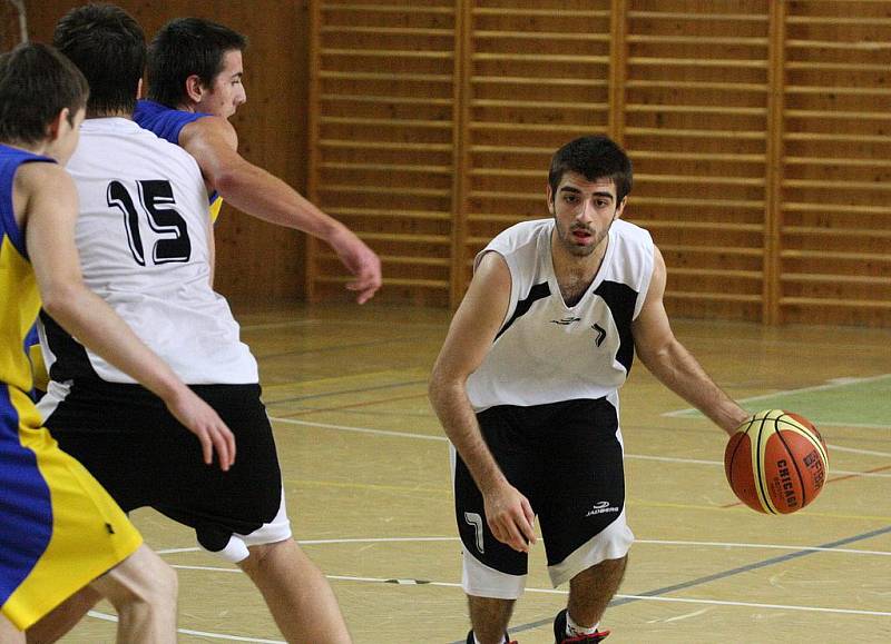 Mladí basketbalisté Sokola doma podlehli Kyjovu po dvojím prodloužení.