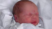 Adámek Swaczyna se narodil 17. března mamince Romaně Swaczynové z Karviné. Porodní váha miminka byla 3260 g a míra 50 cm. Sourozenci Denis a Agatka se na miminko těší.