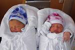 Dvojčátka Klárka a Románek se narodila 8. dubna mamince Mgr. Adrianě Stračánkové z Karviné. Po porodu Klárka vážila 2070 g a měřila 44 cm, její bráška Románek vážil 2380 g a měřil 47 cm. 