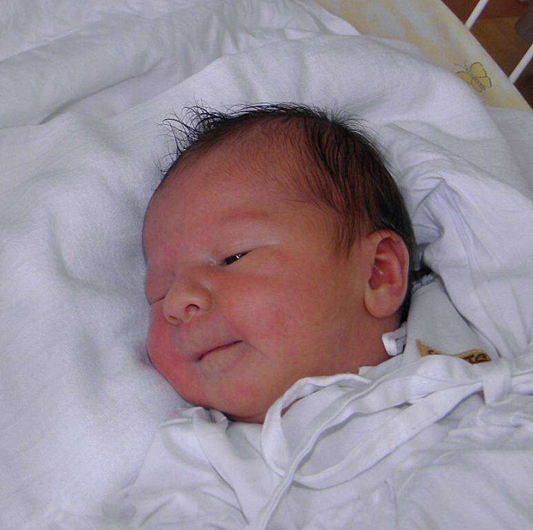 Terezie Valicová se narodila 21. června paní Andree Valicové z Karviné. Po narození holčička vážila 3520 g a měřila 50 cm.