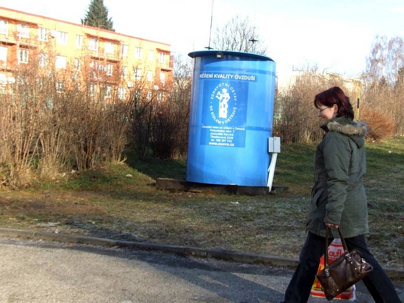 Stanice byla přestěhována na Hálkovu ulici.