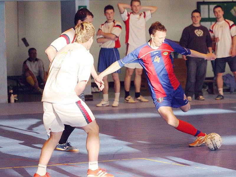 Karvinská Benesport futsalová liga se naplno rozjíždí.