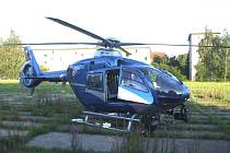 Heliport zarůstá vysokou trávou