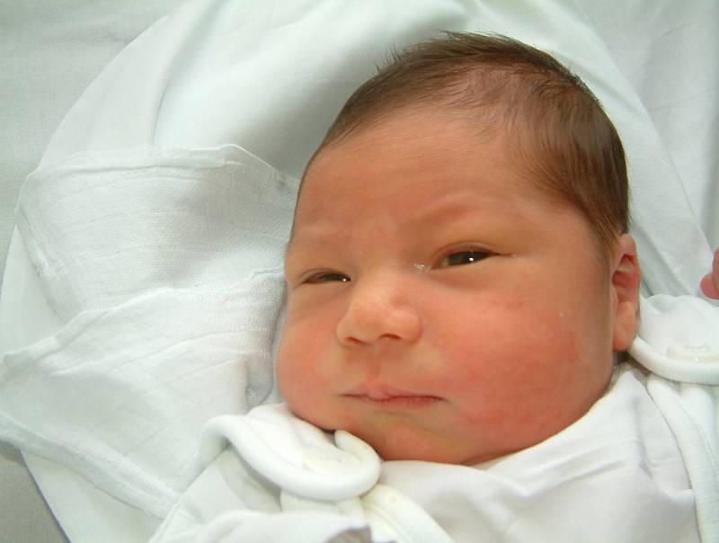 Adam Makula, 20. května 2008, Havířov, váha: 3,4 kg, míra: 50 cm