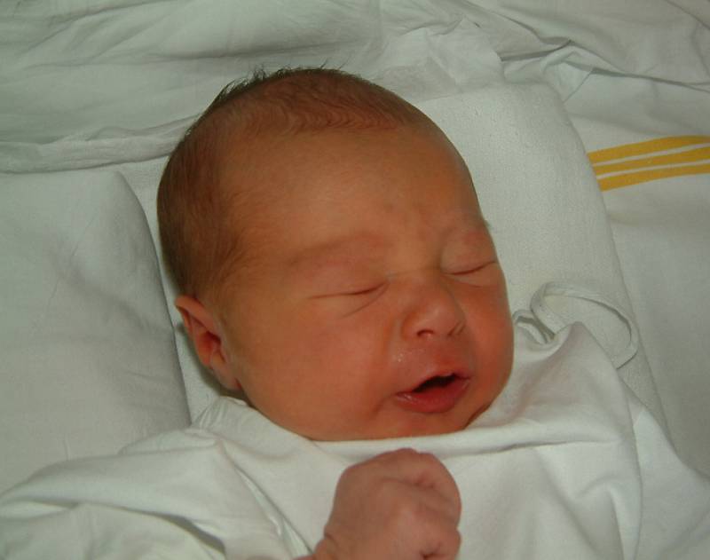 Danil Lesenka, 18. května 2008, Havířov, váha: 3,1 kg, míra: 49 cm