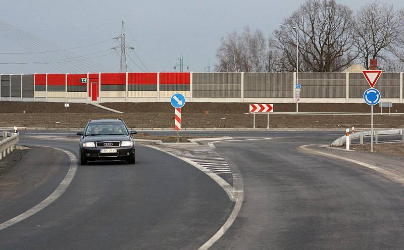 V Bohumíně opět pokročila stavba dálnice. Díky dokončení dalších obslužných komunikací už byly uzavřeny staré příjezdové cesty a zprovozněny dva nové kruhové objezdy a tři příjezdové komunikace do Nového Bohumína a Starého Bohumína.