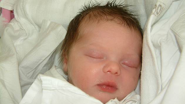 Tereza Gvožďová, 16. dubna 2008, Havířov, váha: 2,9 kg, míra: 49 cm