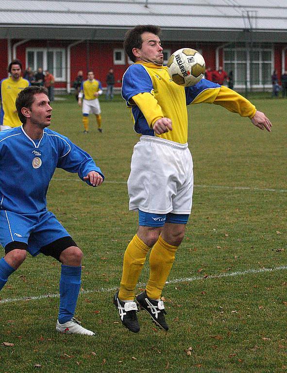 Stonavští fotbalisté doma nečekaně zkolabovali se Starou Bělou.