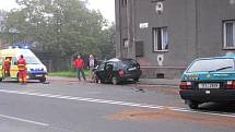 Nehoda dvou osobních vozidel na Dělnické ulici v Havířově