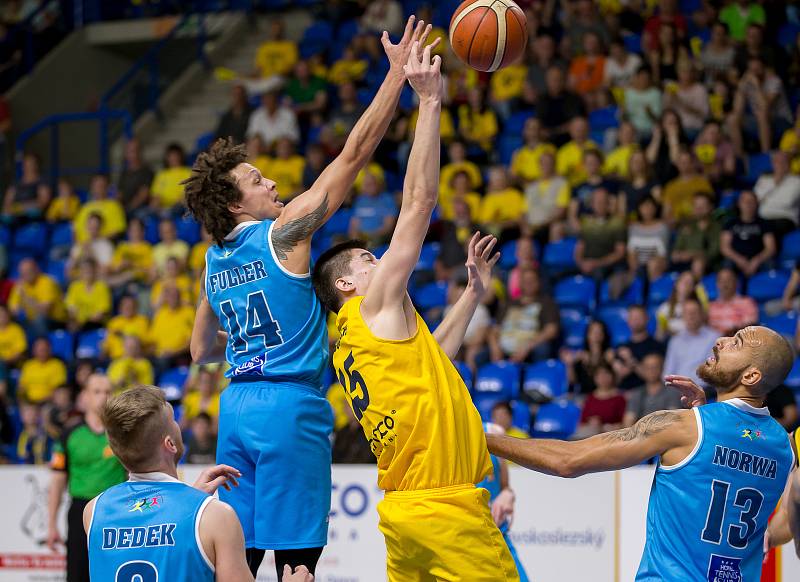 BK Opava-BK Olomoucko 93:63. Opava postupuje.