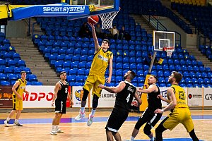 Basketbalisty Sokola Karviná v dubnovém semifinále play-off druholigové skupiny C zastavil BK Opava B.