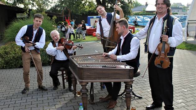 Dny obce Chlebičov 2022 - zábava s hudbou, vařením, dětským programem i tradicemi.