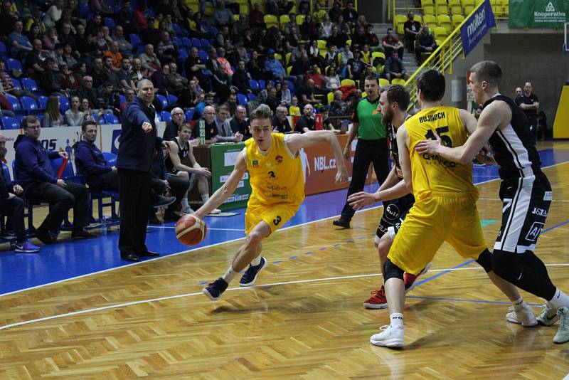 Kooperativa NBL: BK Opava – Nymburk 88:100