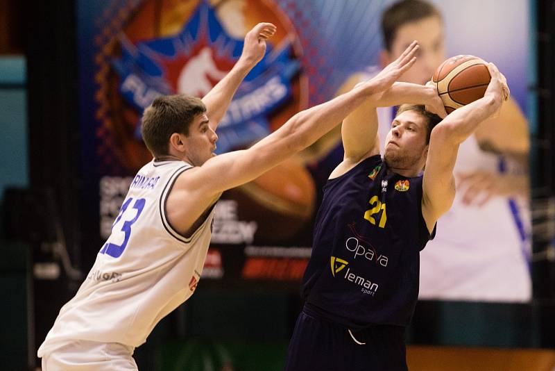 USK Praha – BK Opava 53:82 (16:18, 27:36, 43:62)