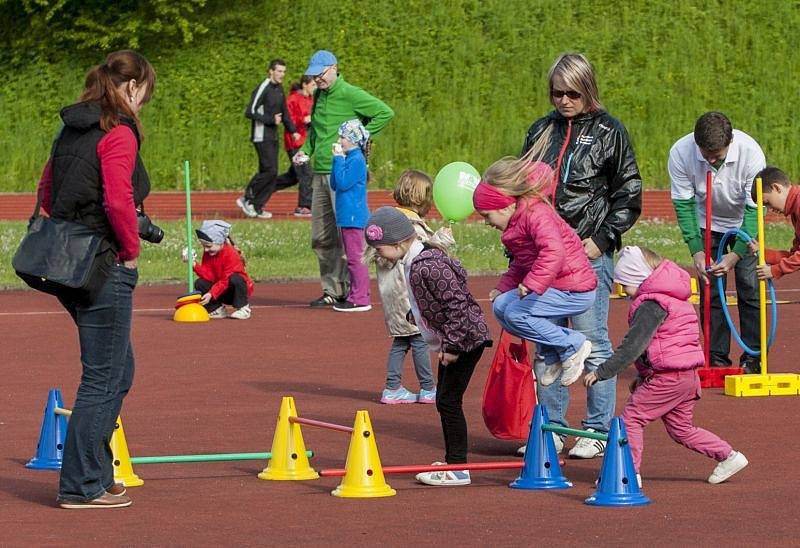 Rekordních tři sta třicet závodníků se zúčastnilo regionálního kola Čokoládové tretry v Opavě, kterou si pod svá křídla vzal opavský Slezan.