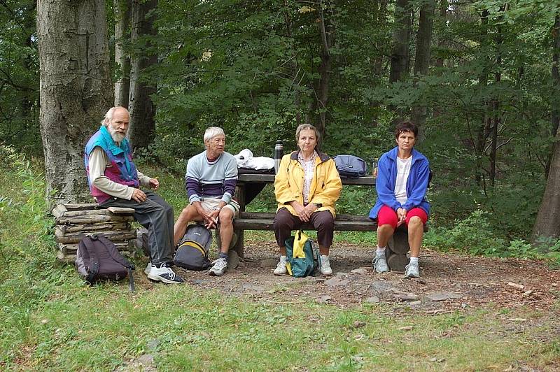 Poklad hradního pána z Vildštějna se včera rozhodly hledat přes dvě desítky nadšenců z Budišova nad Budišovkou.