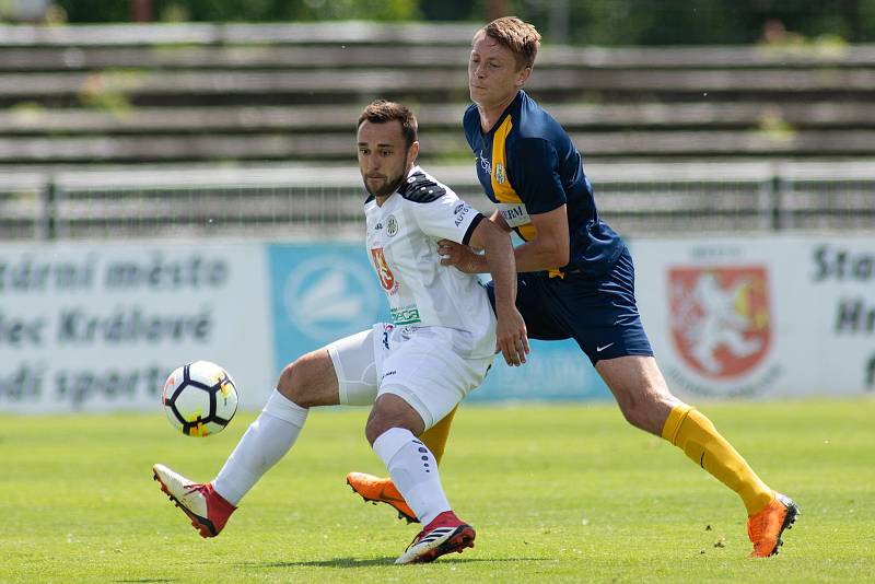 Zápas 29. kola Fortuna národní ligy (FNL) mezi FK Hradec Králové a SFC Opava na stadionu v Hradci Králové 20. května 2018. Dominik Simerský - o.