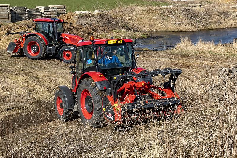 Agroservis - zemědělská technika.