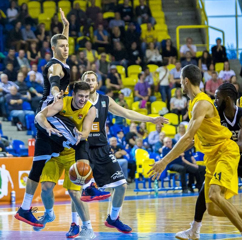 BK Opava – ČEZ Basketball Nymburk 71:89