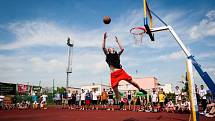 Sportovně-hudební festival STREET GAME FESTIVAL OPAVA trhal v sobotu v Kylešovicích ve všech směrech rekordy. Luxusní divácká návštěva se měla na co dívat.