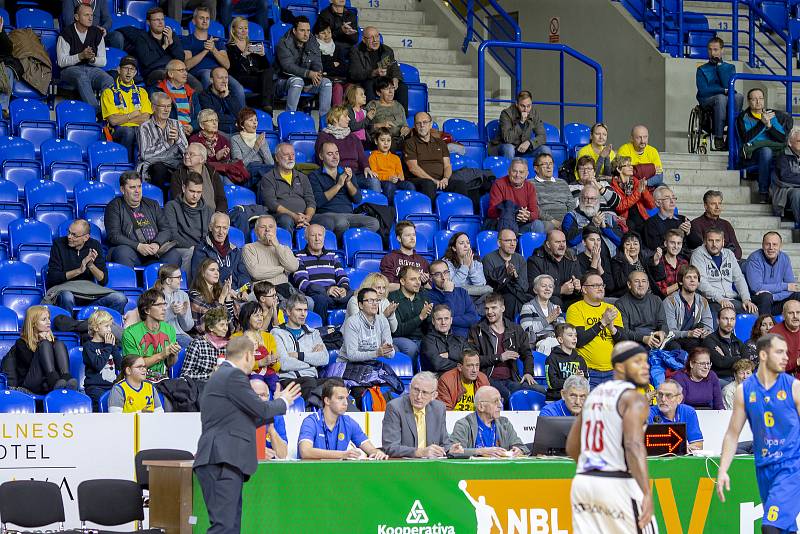 BK Opava - ČEZ Basketball Nymburk 79:81