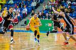 BK Opava - ČEZ Basketball Nymburk 80:76