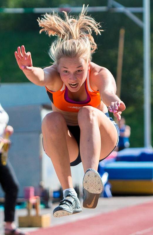 Opava v minulém týdnu žila atletikou. Po středeční Opavské míli se v sobotu na Tyršově stadionu uskutečnila baráž o extraligu ženských a mužských družstev.