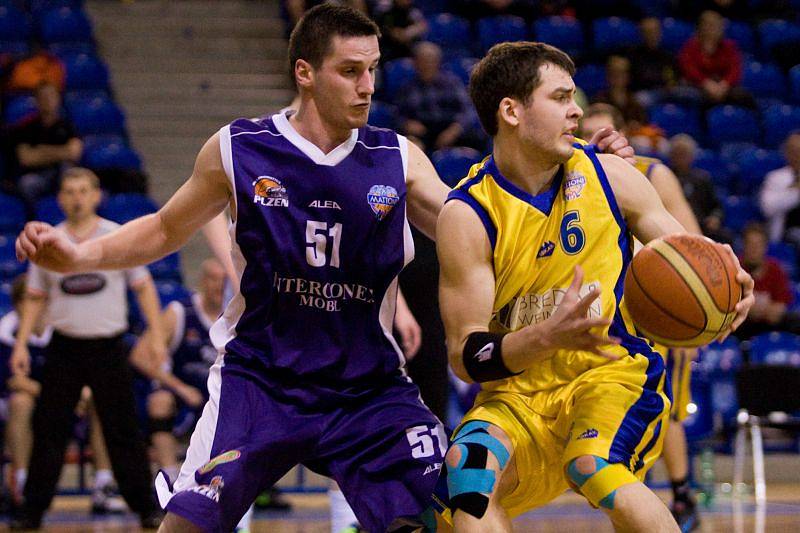 BK Breda & Weinstein Opava - BK Loko Interconex Plzeň 89:82