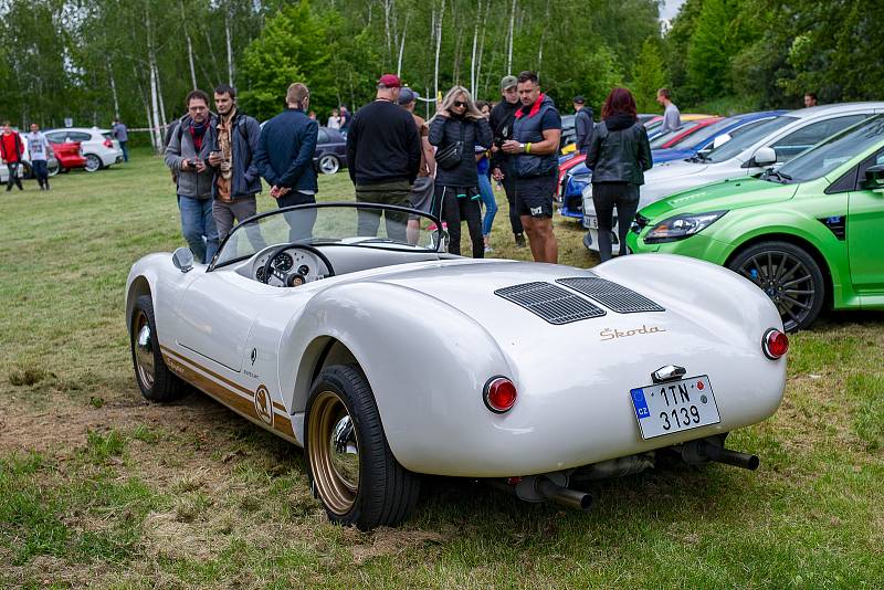 Tuning Meet Opava v okolí opavského Stříbrného jezera.