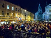 Vánoční trhy na Dolním náměstí v Opavě.
