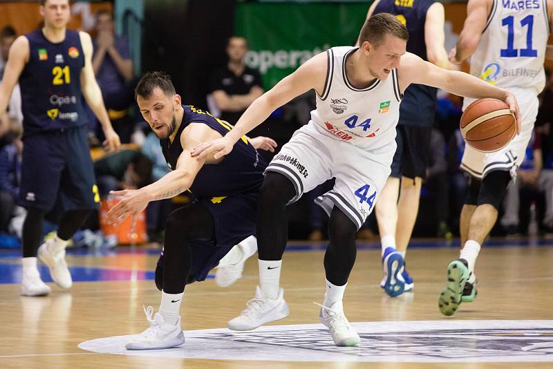 Kapitán a rozehrávač opavských basketbalistů Jakub Šiřina.