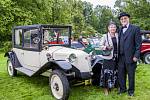 Celkem sto dvacítka účastníků se zapojila do akce s názvem Oldtimer Parade, která se během soboty uskutečnila v Kravařích.