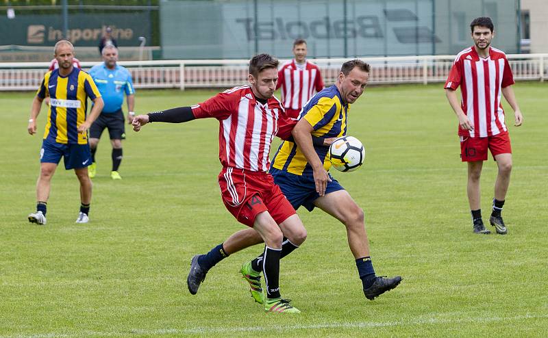 TJ Slavia Malé Hoštice slaví 95 let fotbalu v obci.TJ SLAVIA MALÉ HOŠTICE - SFC OPAVA 4:4