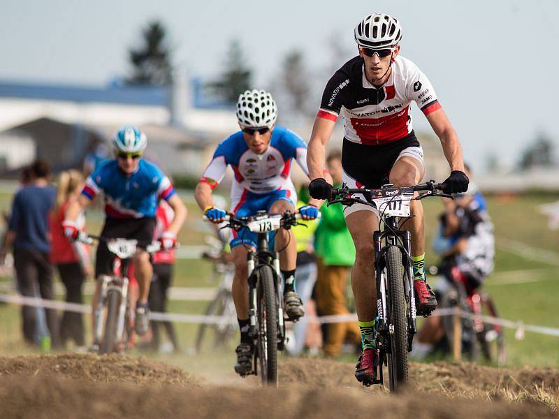 MTB Cross, který se konal v prostředí opavského Stříbrného jezera, má po víkendu za sebou první ročník. Na start hlavního závodu se postavilo zhruba 350 lidí.