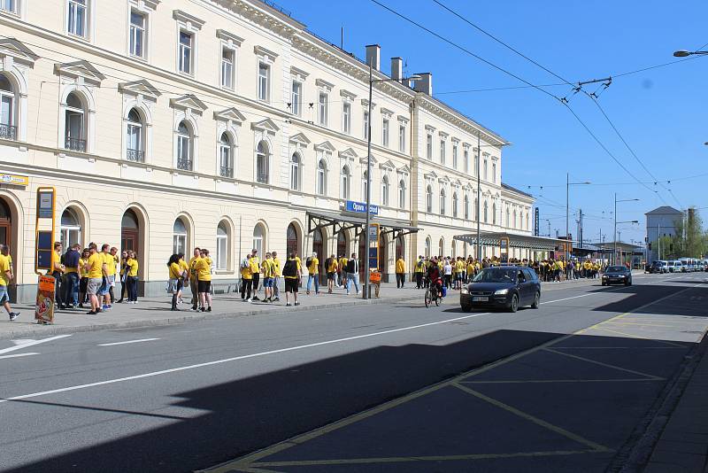 Fanoušci SFC Opava odjeli speciálně vypraveným vlakem do Ostravy.