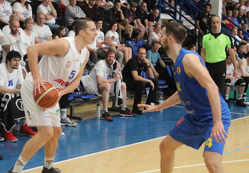 Sport basketbal NBL play-off čtvrtfinále 7. zápas Děčín - Opava