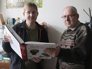 Členové Slezské ornitologické společnosti Libor Praus (vlevo) a Michal Jakubec.