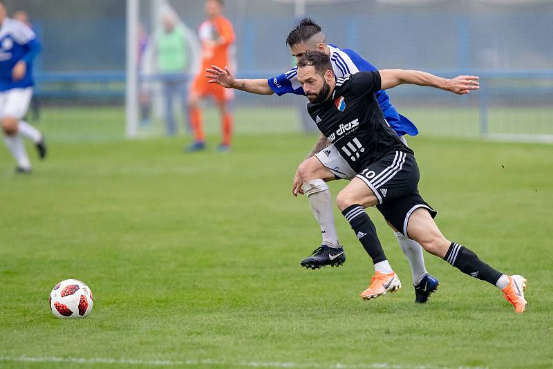 Dolní Benešov-Baník Ostrava"B" 0:4.