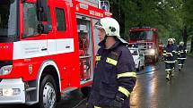 Fingovaná nehoda u Hlučína. Cvičení se zúčastnili záchranáři, hasiči, policisté i armádní složky.
