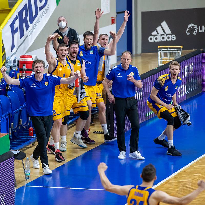 BK Opava-Geosan Kolín 88:72