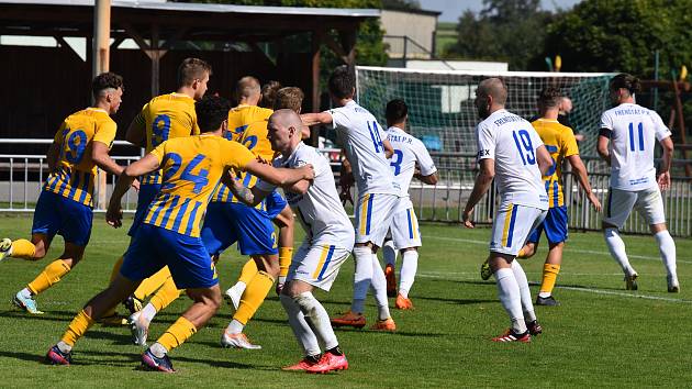 Zápas 5. kola fotbalové divize F Slezský FC Opava B - Frenštát pod Radhoštěm 6:1 (0:0).