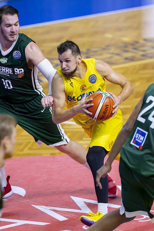 BK Opava – Nanterre 92  74:67.