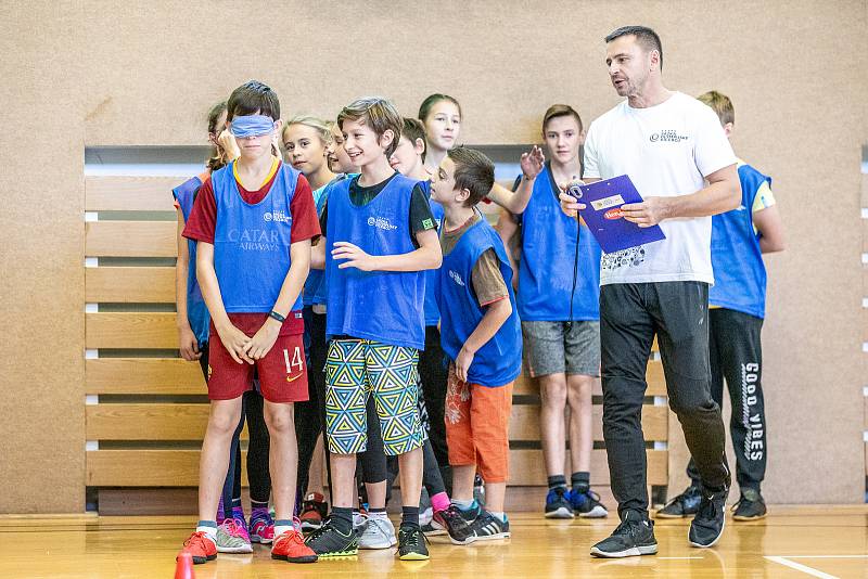 Olympijský trénink s Šárkou Kašpárkovou a Petrem Korbelem na ZŠ Háj ve Slezsku.