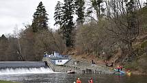 Po roce se opět odemykala řeka Moravice. Počasí vodákům letos příliš nepřálo. 10.4. 2022