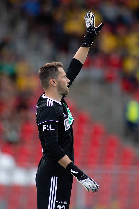 Brno - Zápas 6. kola fotbalové FORTUNA:LIGY mezi SFC Opava a MFK Karviná 25. srpna 2018 na Městském stadionu v Brně. Martin Berkovec (MFK Karviná).